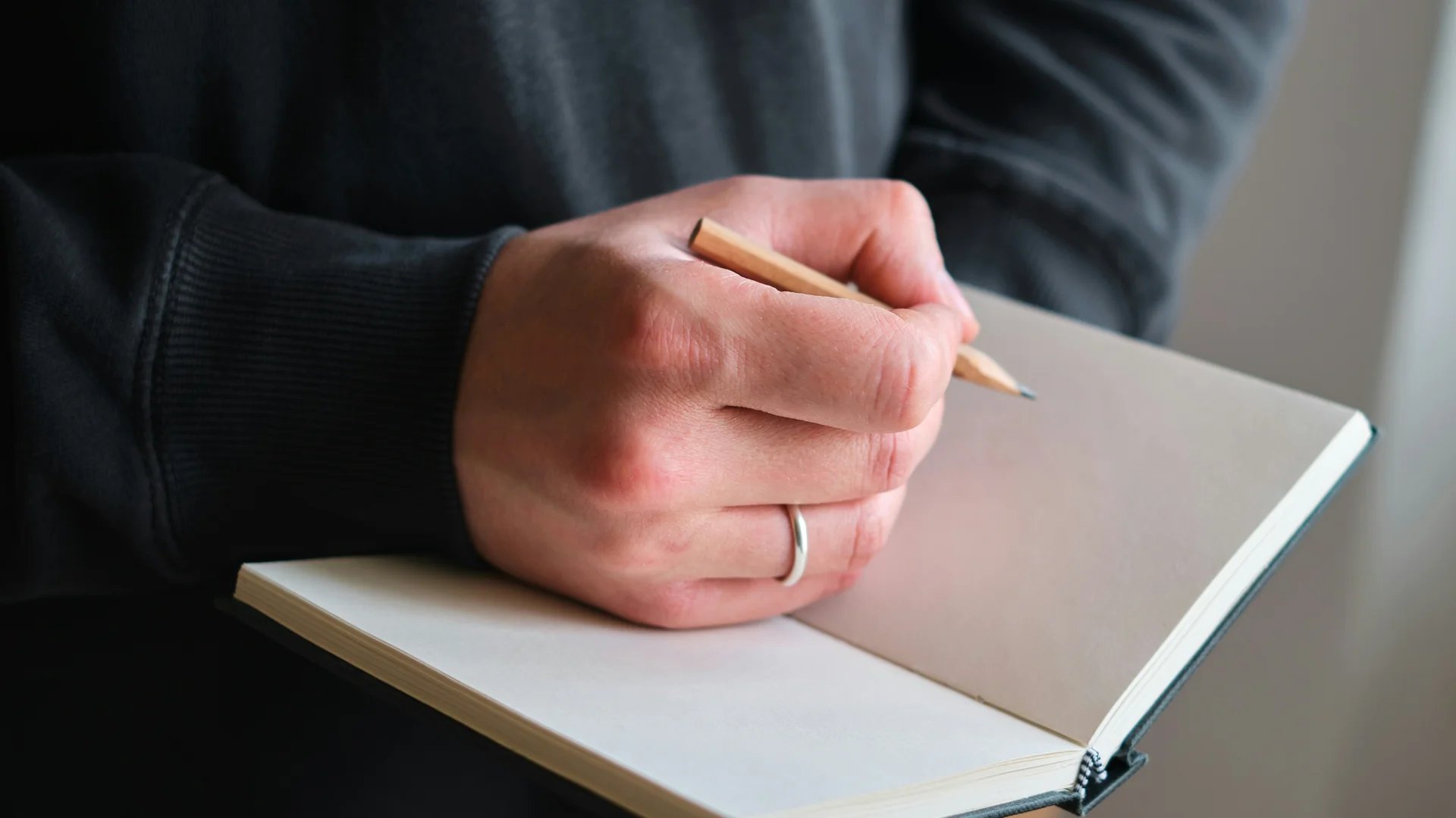 Gratitude Journaling for Men: Why It’s Not Just for Women