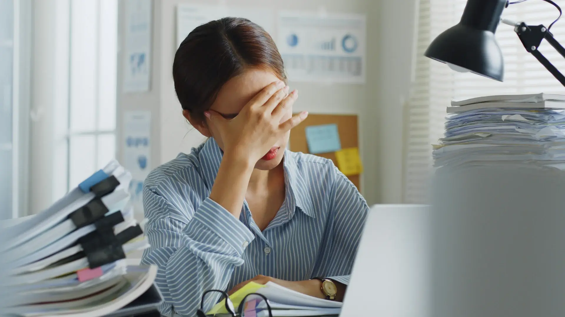 Journaling When You’re Burned Out at Work but Can’t Quit