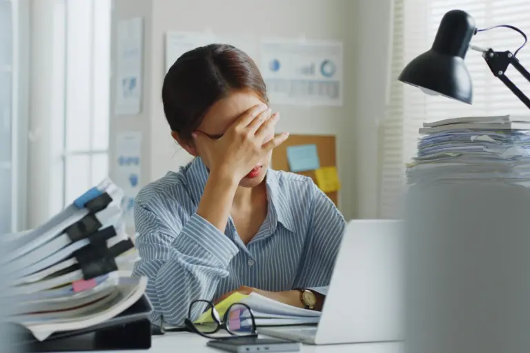 Journaling When You’re Burned Out at Work but Can’t Quit